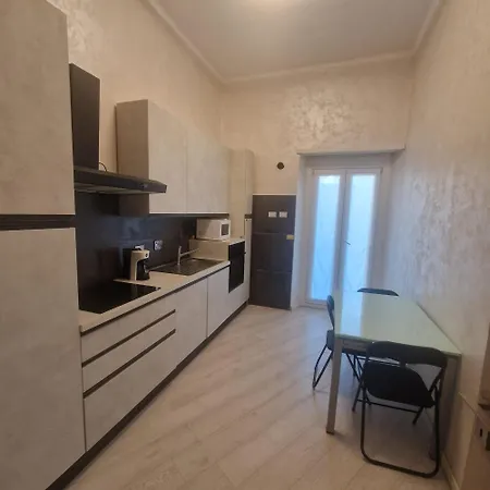 Moderno Di 93 Mq In Zona Apartment