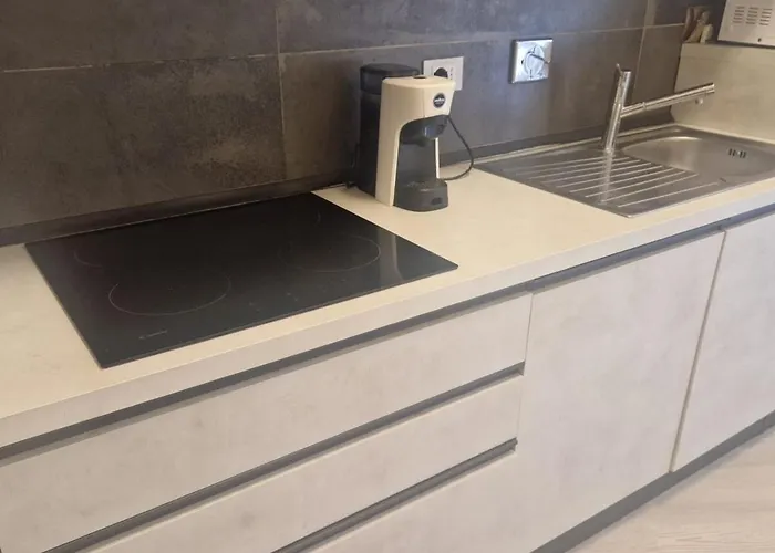 Moderno Di 93 Mq In Zona Apartmán