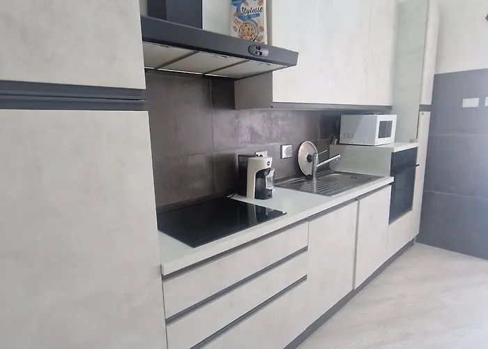 Moderno Di 93 Mq In Zona